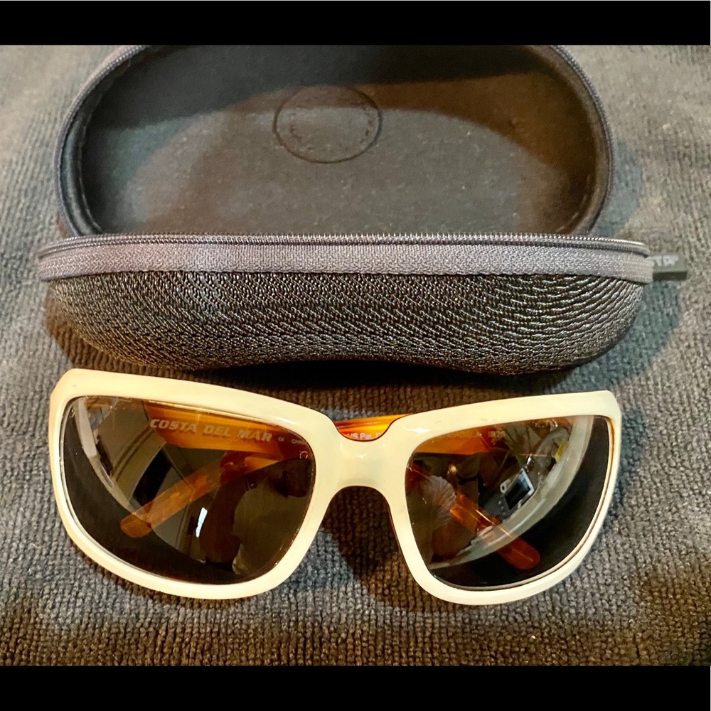 Costa Isabela 580P Polarized Sunglasses - Women's